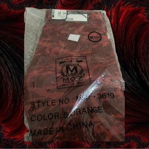 Camouflage red pants size 36/34